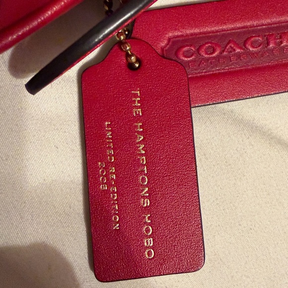 The Coach Originals Hamptons 2005 Glovetanned Crescent Hobo Bag - Picture 4 of 9